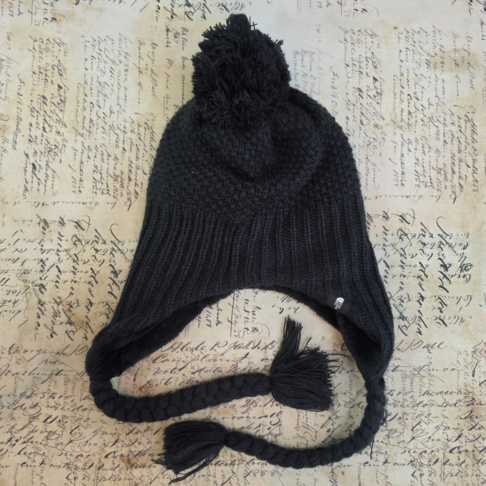The North Face Earflap Beanie Women's One Size Black PomPom Tassles Lined